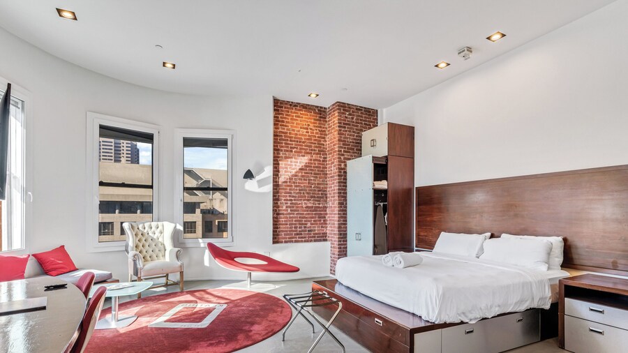 Keating Hotel By At Mine Hospitality