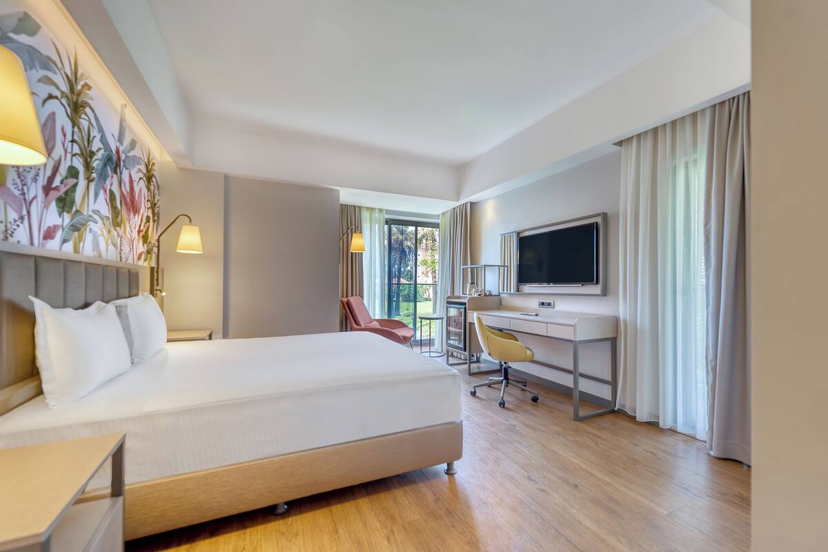 Club Room | View from room