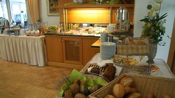 Tägliches inbegriffenes Frühstücksbuffet