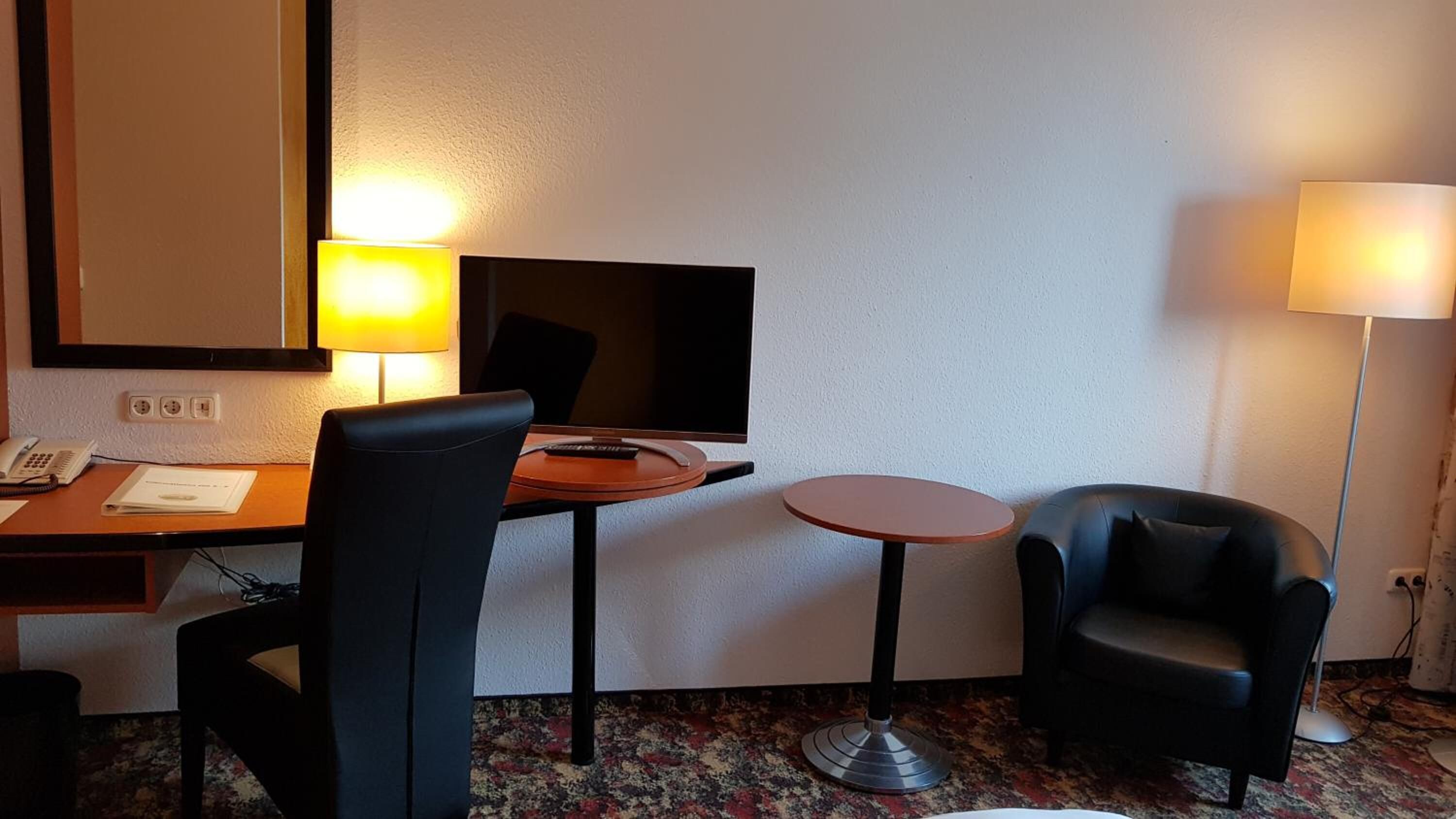 desk, iron/ironing board, cots/infant beds, free wifi