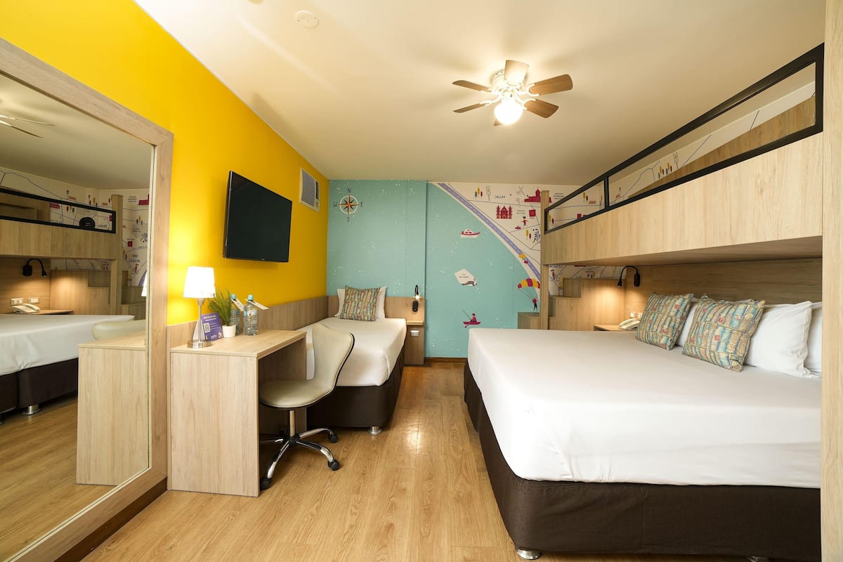 In-room safe, desk, laptop workspace, soundproofing
