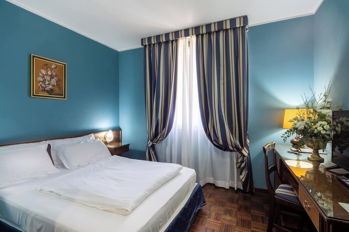 1 bedroom, premium bedding, in-room safe, individually decorated