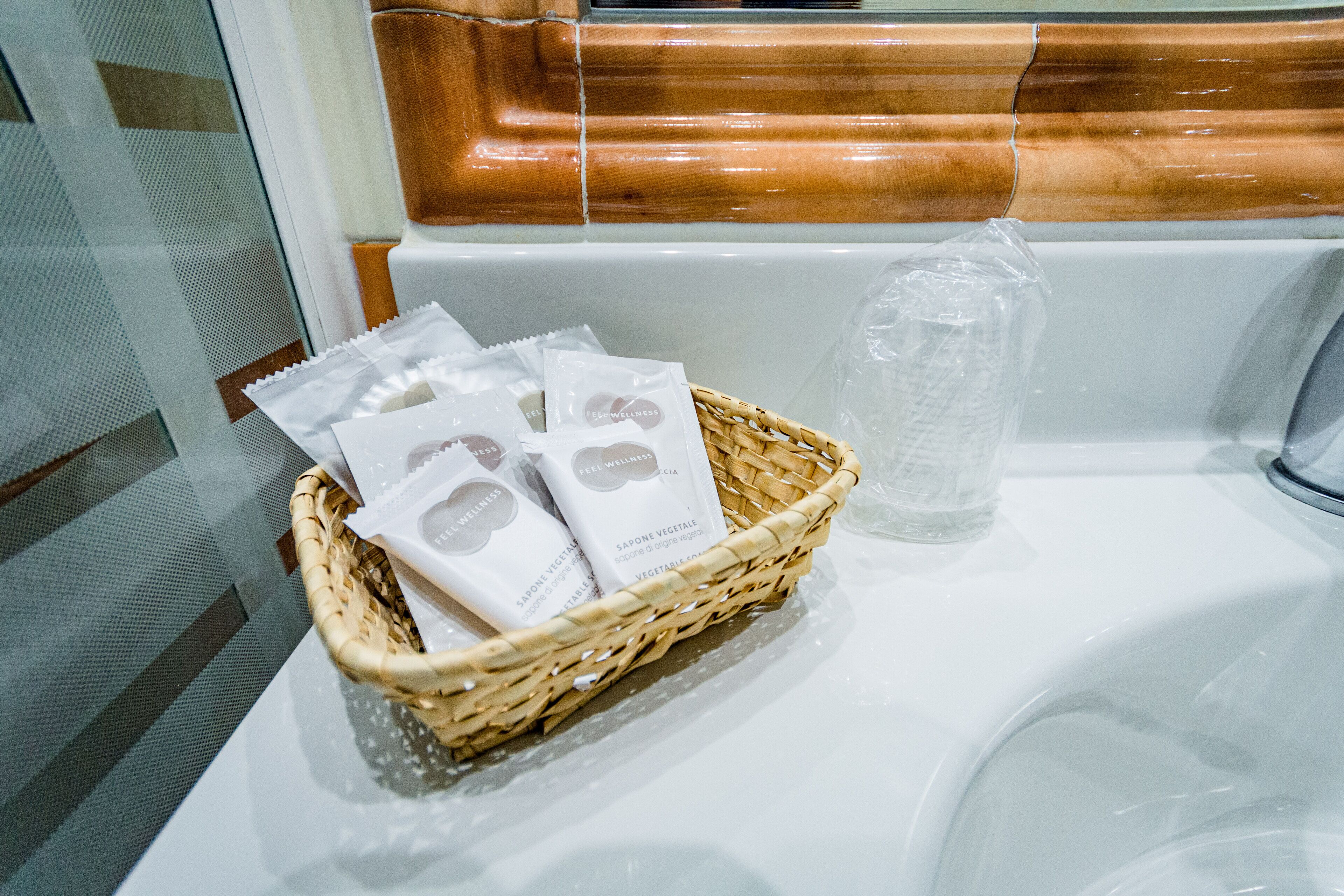 premium bedding, in-room safe, individually decorated