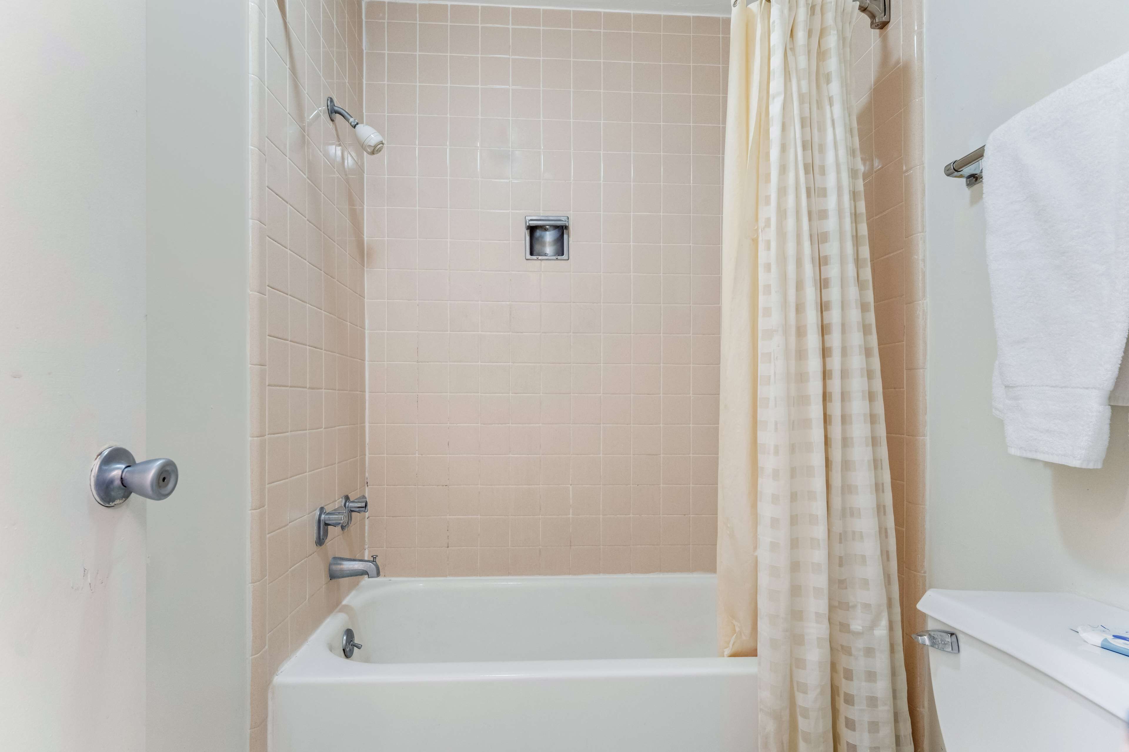 free toiletries, towels, soap, shampoo