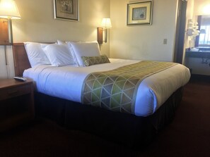 Room, 1 King Bed (No Pets) | In-room safe, blackout drapes, iron/ironing board, free WiFi