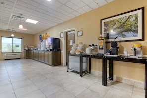 Free daily buffet breakfast