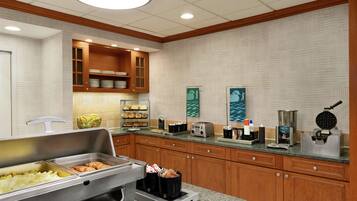 Free daily buffet breakfast
