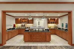 Free daily buffet breakfast