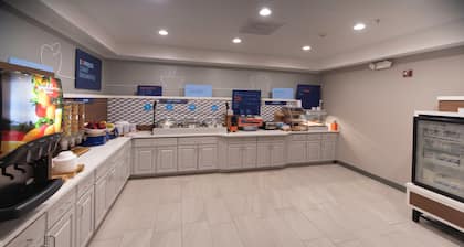 Holiday Inn Express & Suites Little Rock-West by IHG