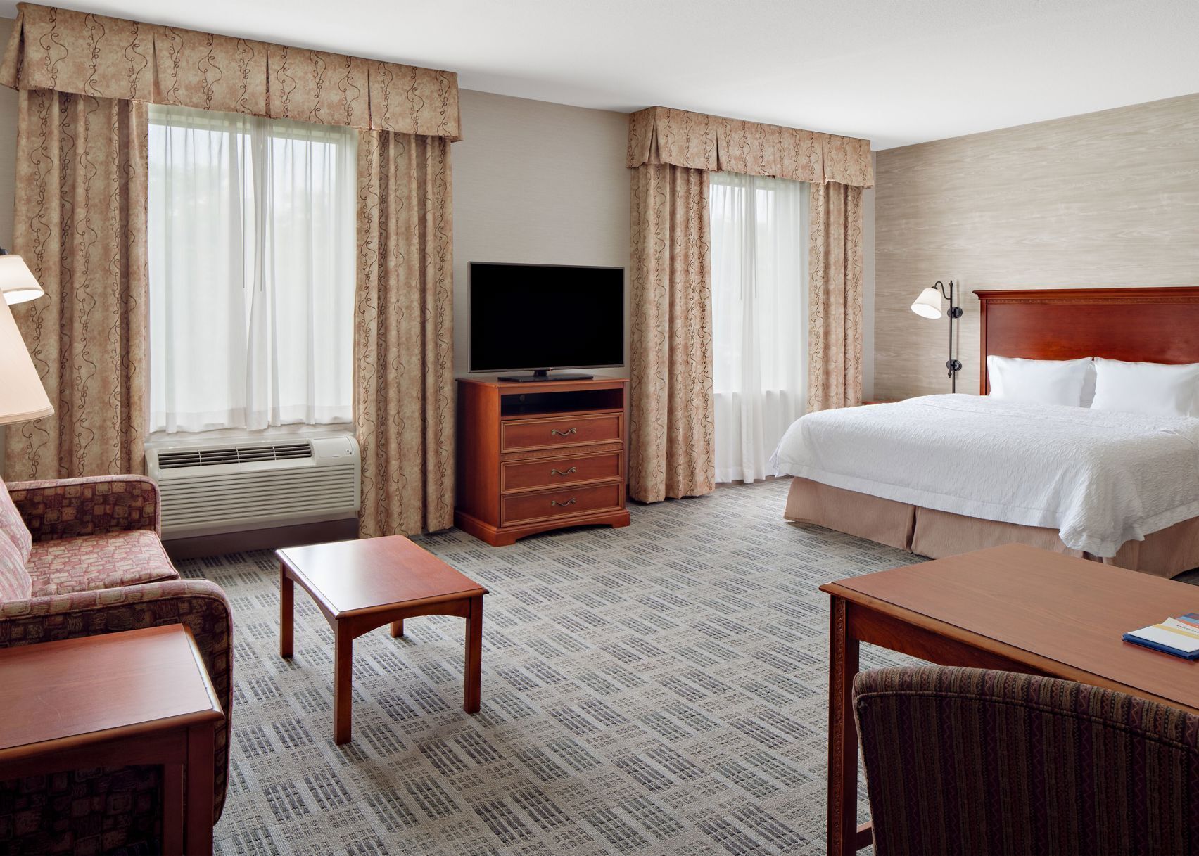In-room safe, iron/ironing board, cribs/infant beds, rollaway beds