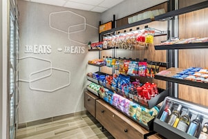Snack bar