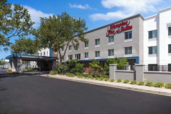 Exterior - Hampton Inn & Suites Yuba City (Yuba City)