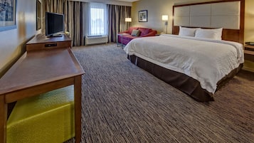 King Study with sofabed | In-room safe, desk, blackout drapes, iron/ironing board