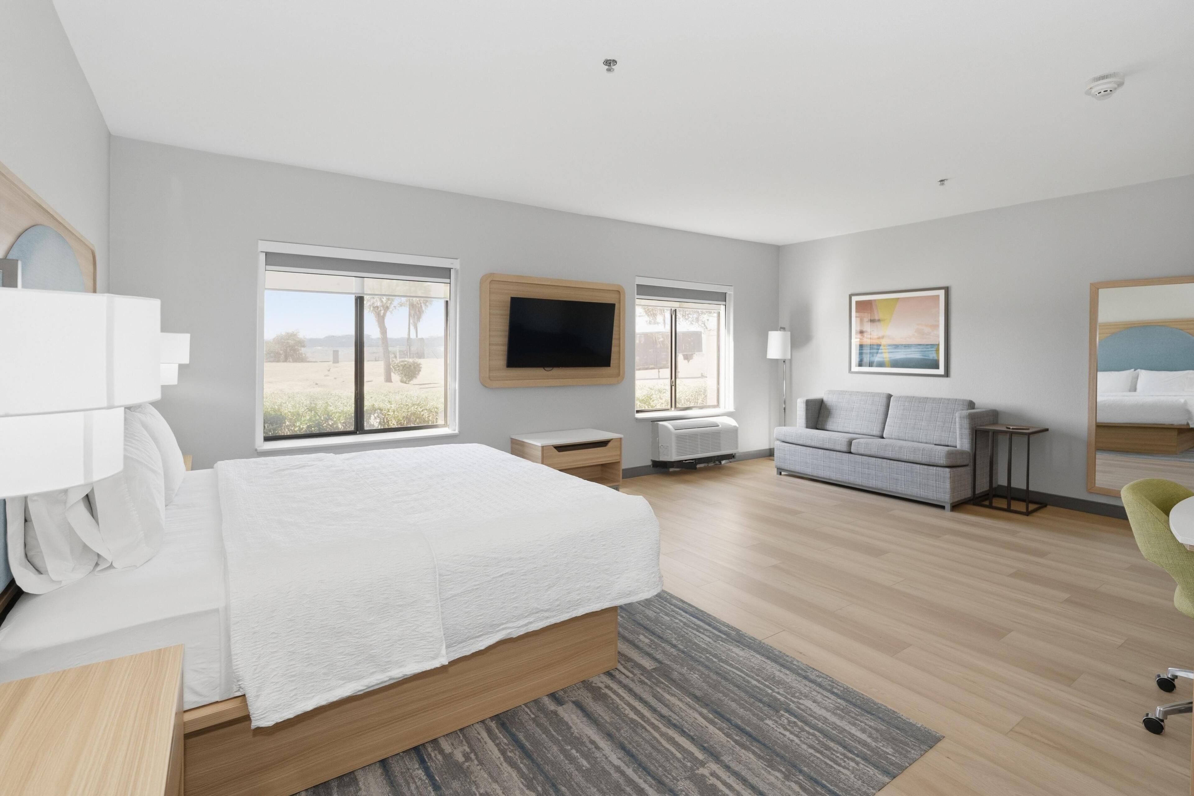 King Studio Suite with Double Sofa Bed, Accessible | Living area | 37-inch flat-screen TV with digital channels, TV