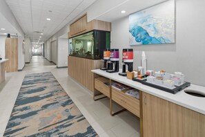 包含每日自助早餐