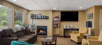 Quality Inn & Suites Chambersburg Northeast