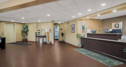 Quality Inn & Suites Chambersburg Northeast