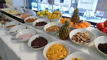 Petit déjeuner buffet compris tous les jours