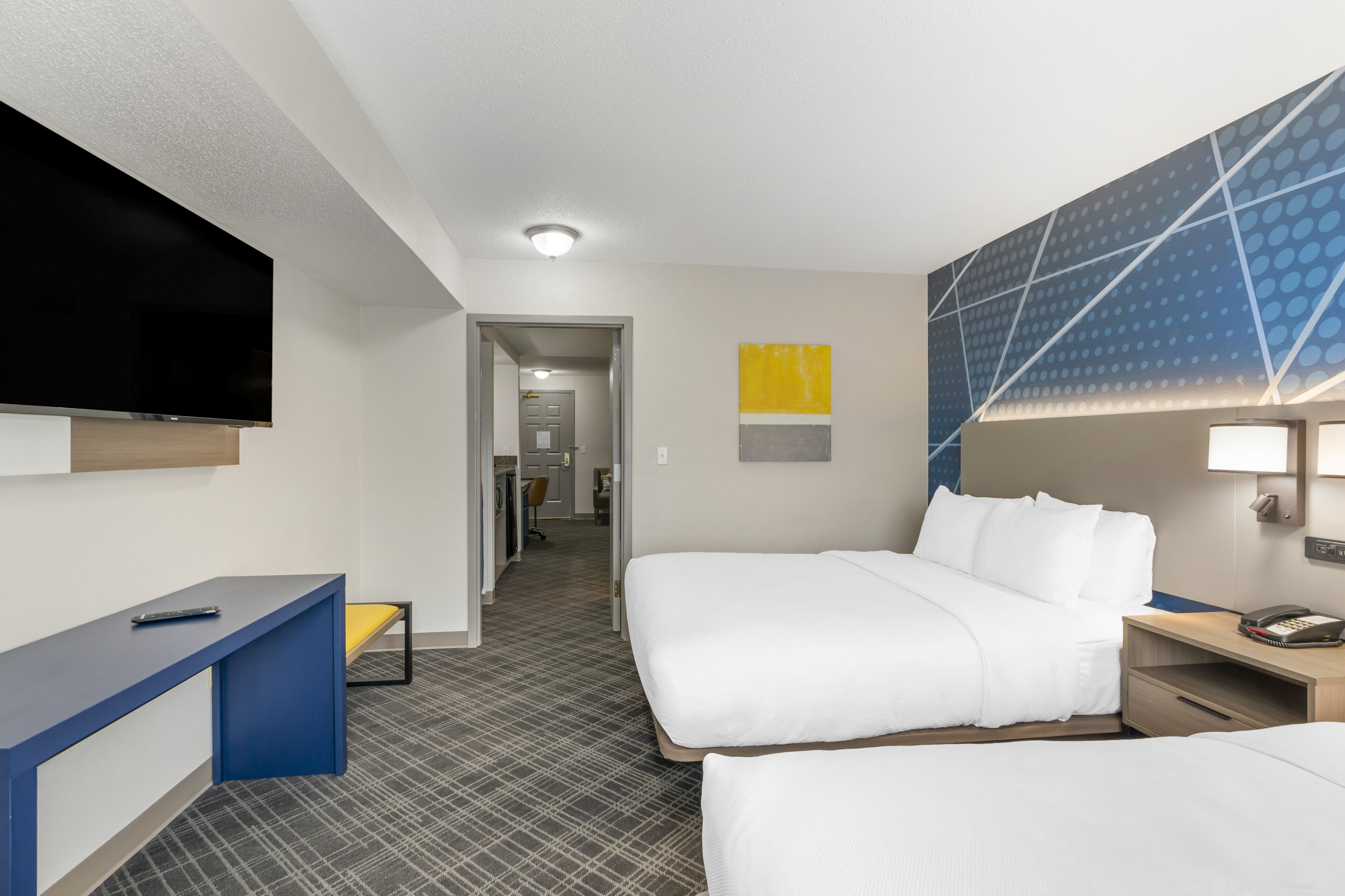 Suite, Multiple Beds, Non Smoking | Premium bedding, in-room safe, desk, laptop workspace
