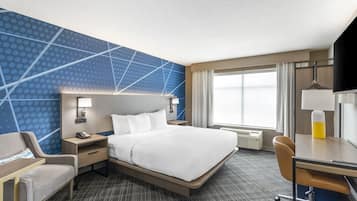 1 bedroom, premium bedding, in-room safe, desk