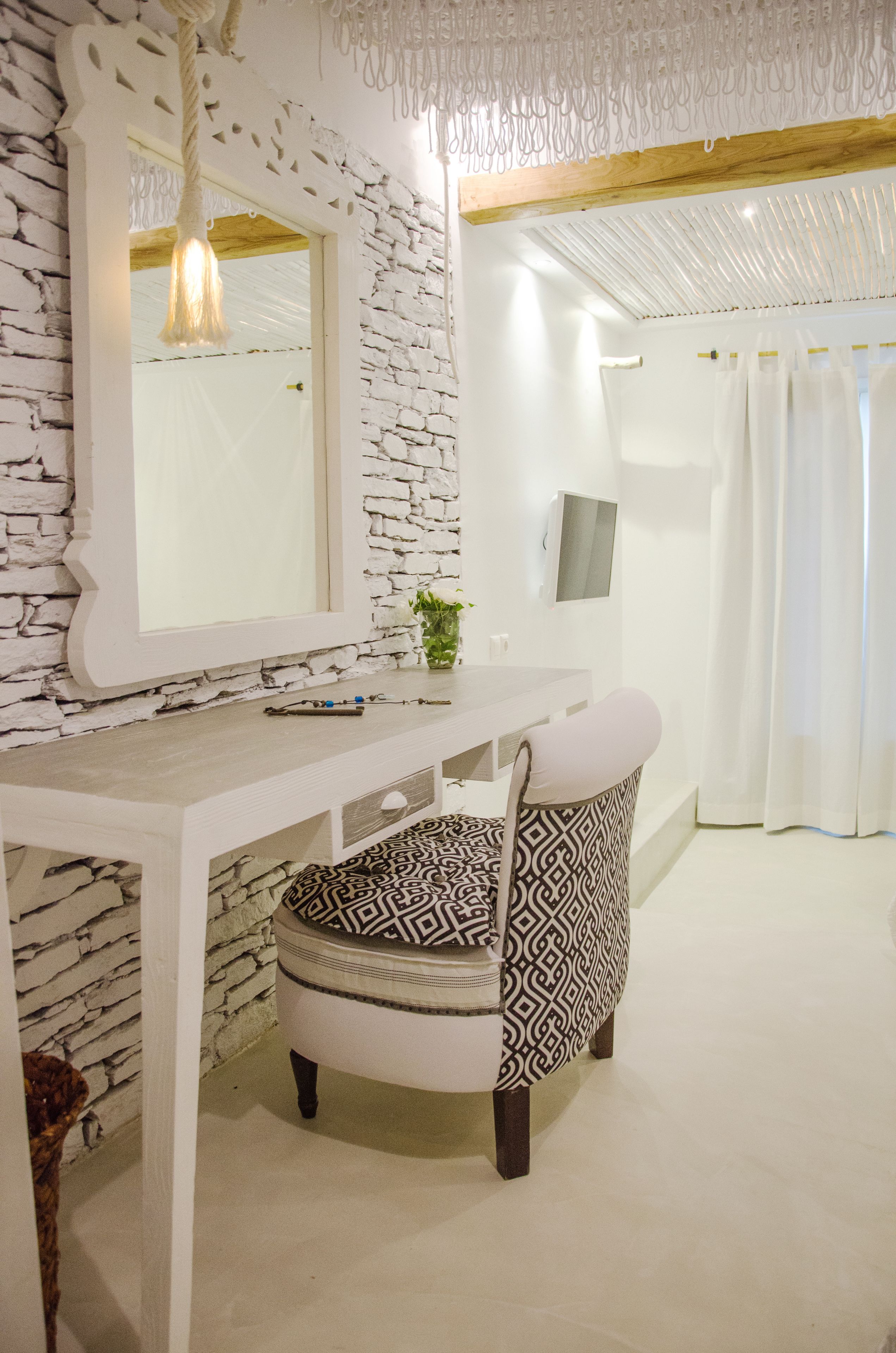 deluxe double room | 1 bedroom, in-room safe, individually furnished, laptop workspace