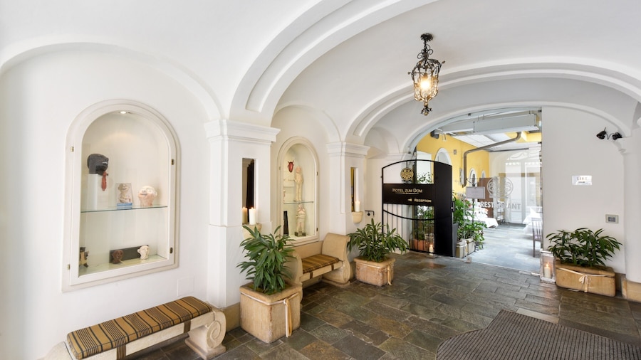 Boutique Hotel Dom - Rooms & Suites