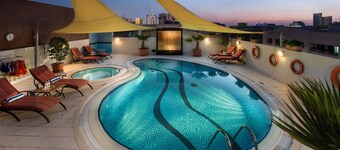 Savoy Suites Hotel Apartments