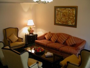 Unclassified image, 3 of 44, button - Jerusalem International Hotel (Amman)