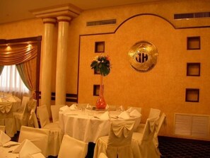 Unclassified image, 4 of 44, button - Jerusalem International Hotel (Amman)