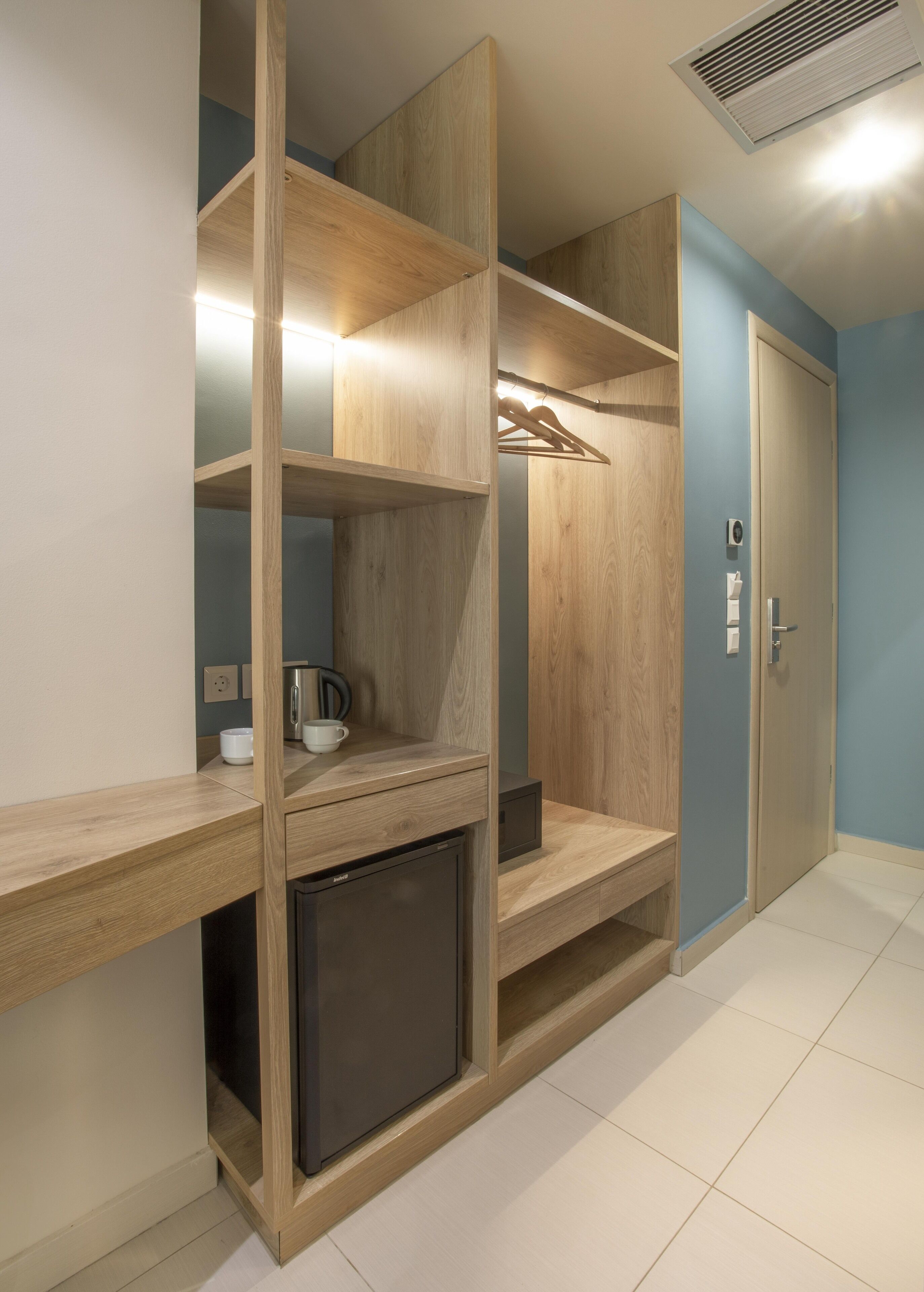 triple room | premium bedding, down duvets, minibar, in-room safe