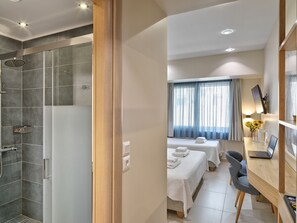 Triple Room | Premium bedding, down comforters, minibar, in-room safe - Phidias Piraeus Hotel (Piraeus)