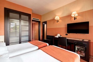 Couette en duvet d'oie, minibar, coffres-forts dans les chambres, bureau