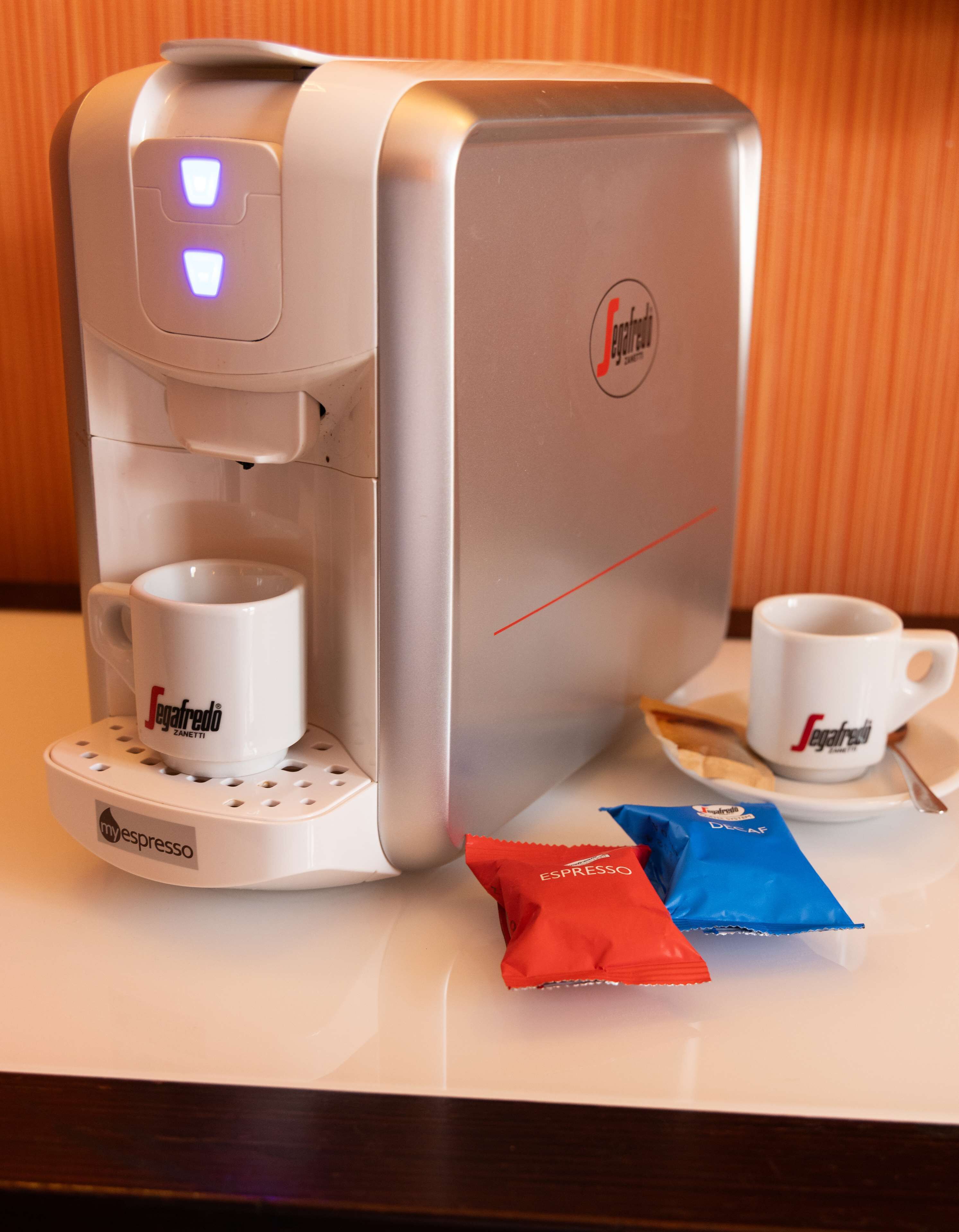 superior room, 1 king bed | 1 bedroom, down duvets, minibar, in-room safe