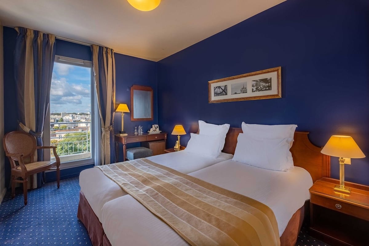 Minibar, in-room safe, desk, blackout drapes
