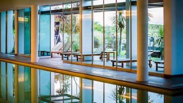 Indoor pool, 2 outdoor pools, pool umbrellas, pool loungers