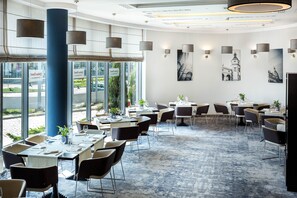 Lunch and dinner served, Modern European cuisine
