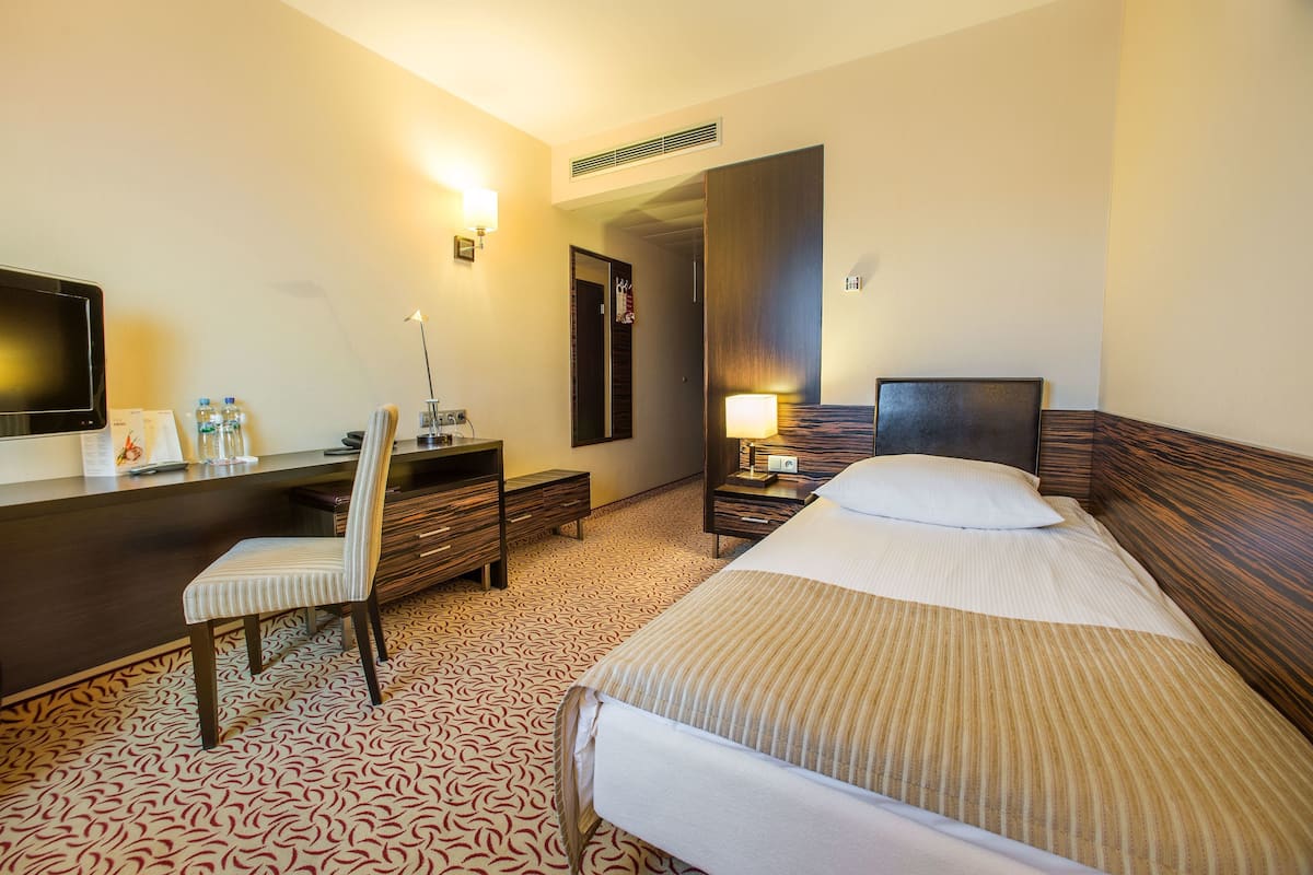 Habitación individual | Escritorio, wifi gratis, ropa de cama