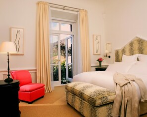 1 bedroom, premium bedding, minibar, in-room safe