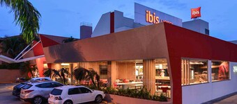 ibis Campo Grande
