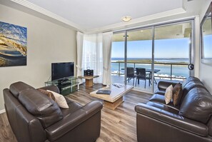 2 Bedroom Superior View | Living area | Flat-screen TV, DVD player - Pumicestone Blue Resort (Caloundra)