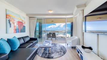 3 Bedroom Superior View | Living room | Flat-screen TV, DVD player
