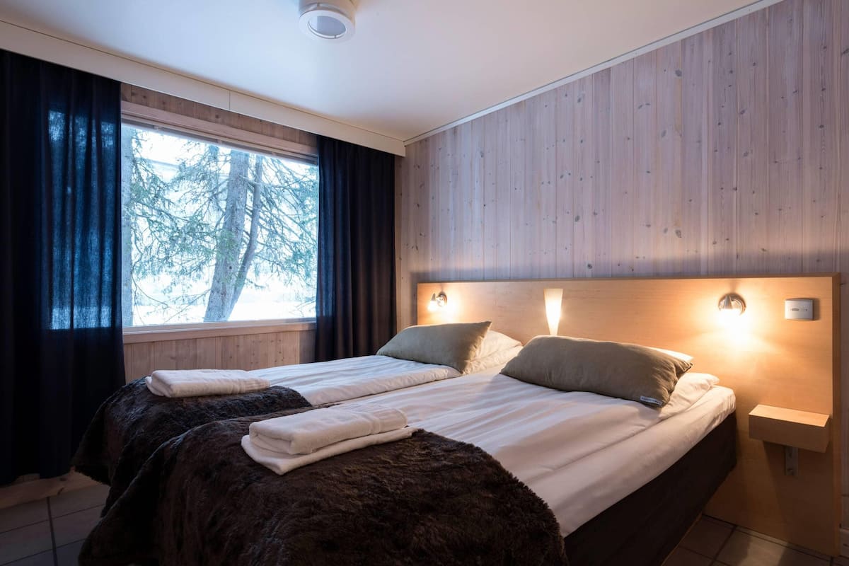 Room (Kaamos) | Bed sheets