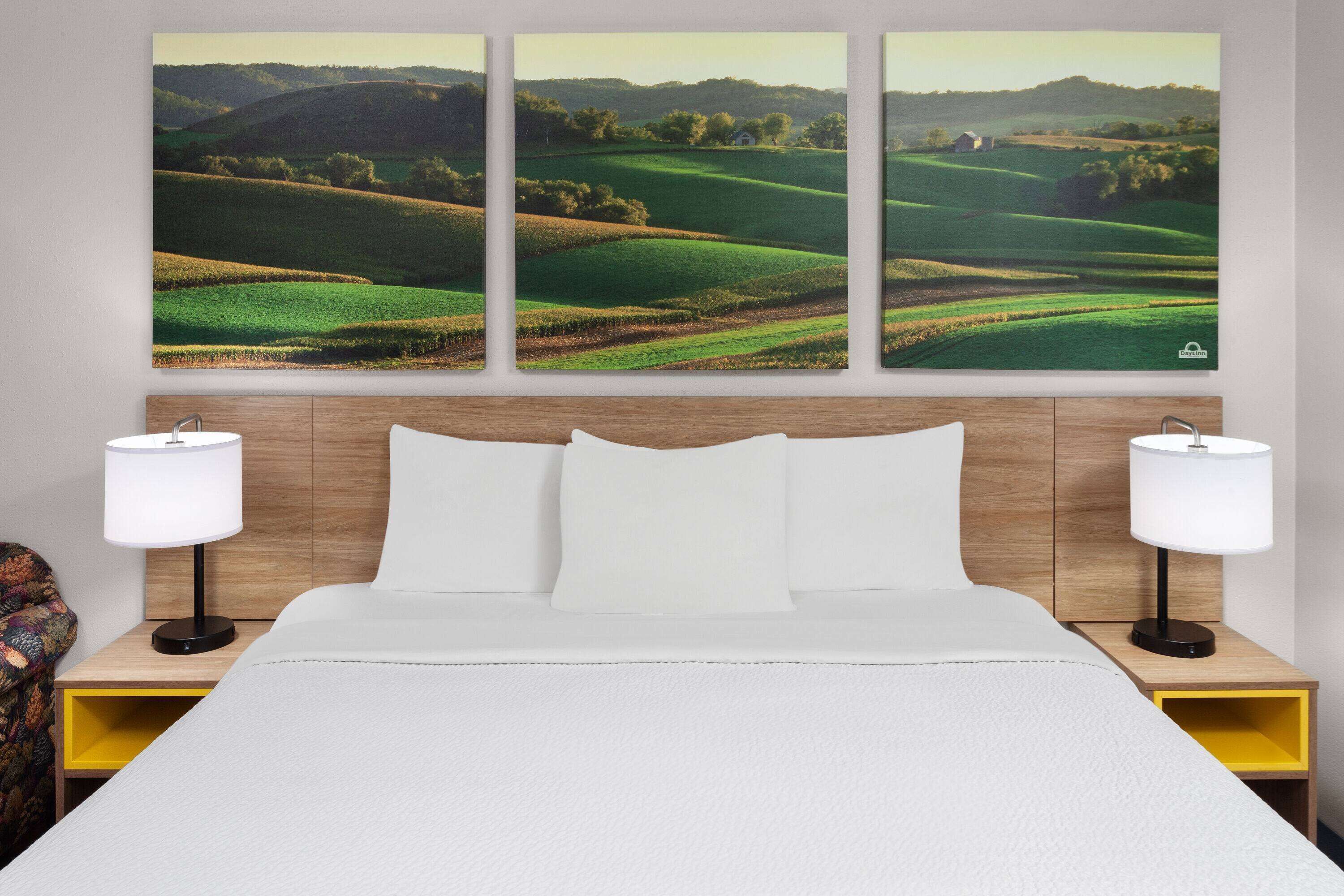 Skrivebord, skrivebord for bærbar PC og blendingsgardiner