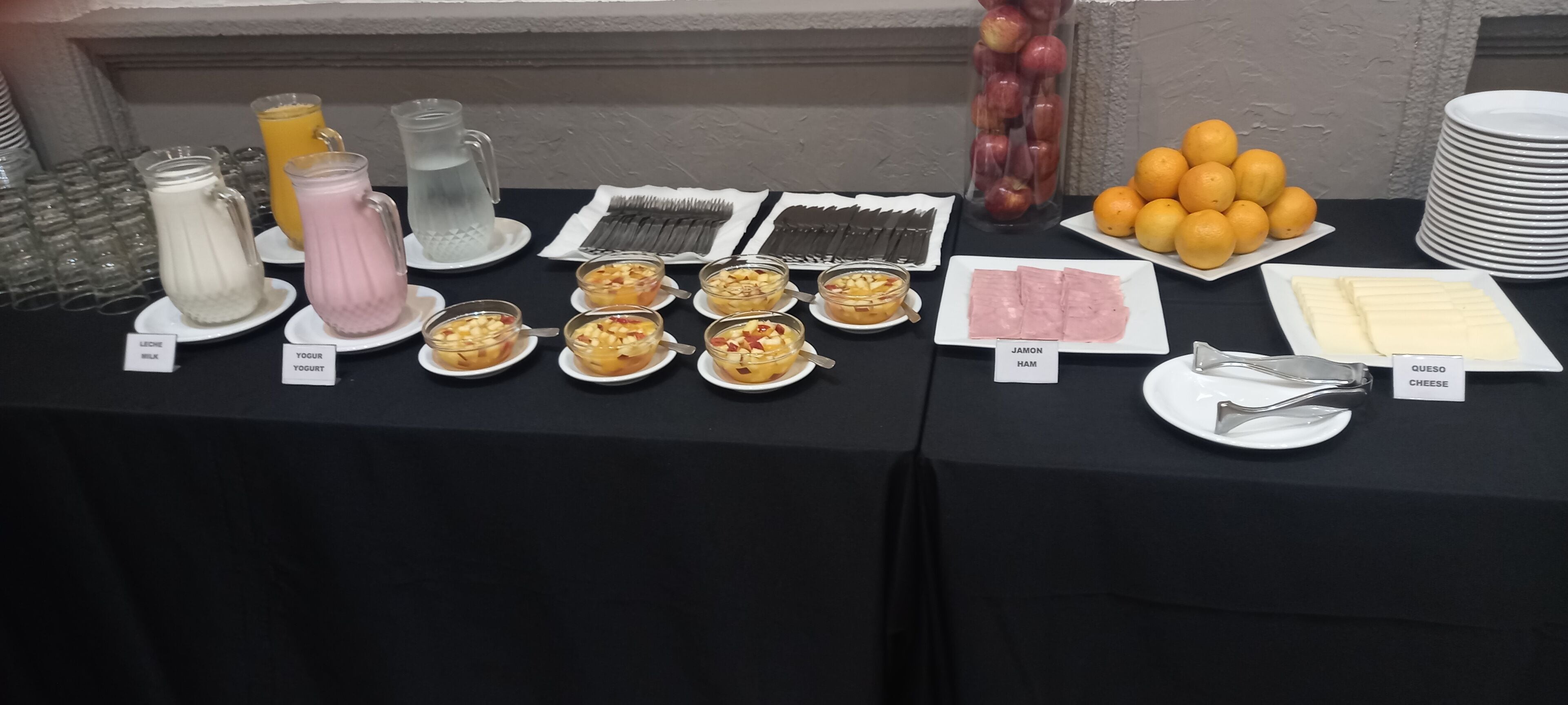 Petit déjeuner buffet (15 USD par personne)