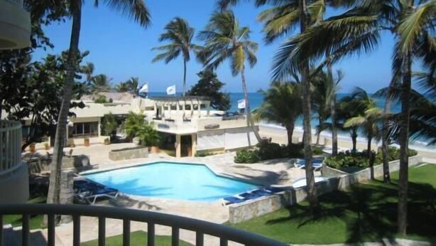 Outdoor pool - Kite Beach Hotel and Condos (Cabarete)