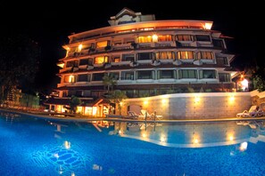 Front of property - evening/night