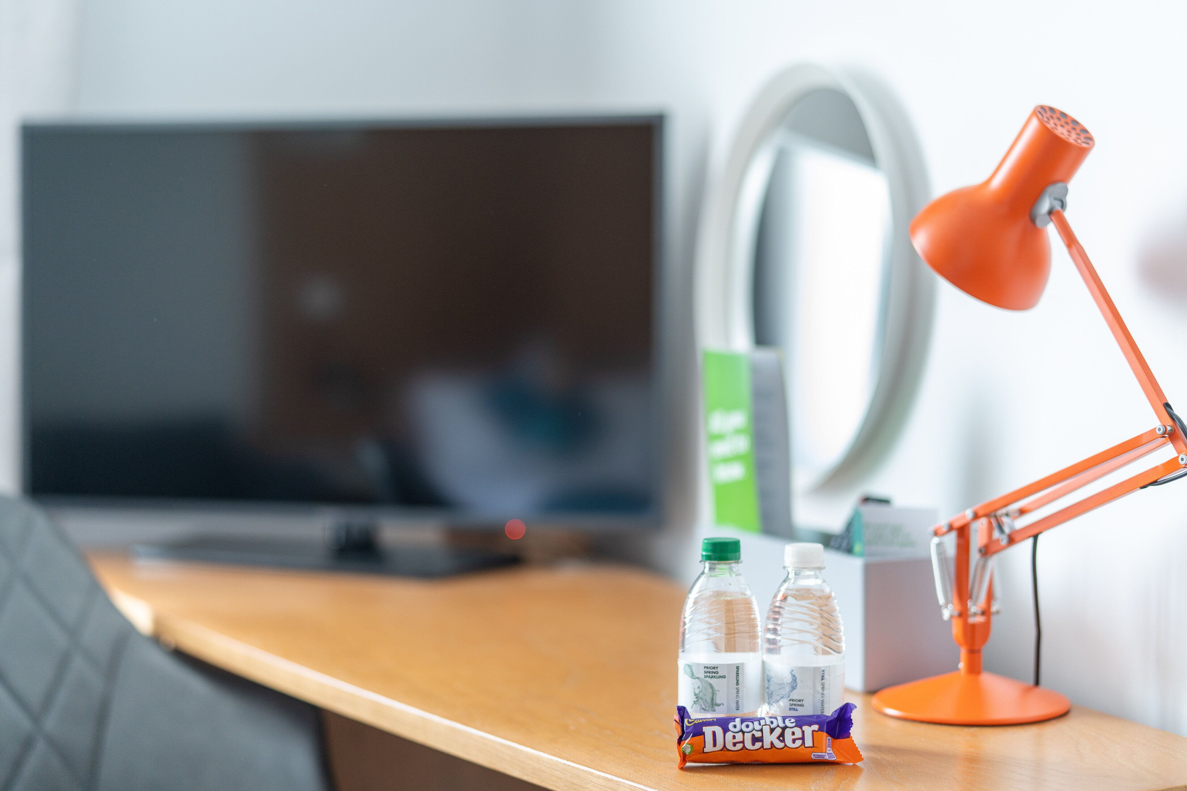 premium room, 1 queen bed (top floor) | room amenity