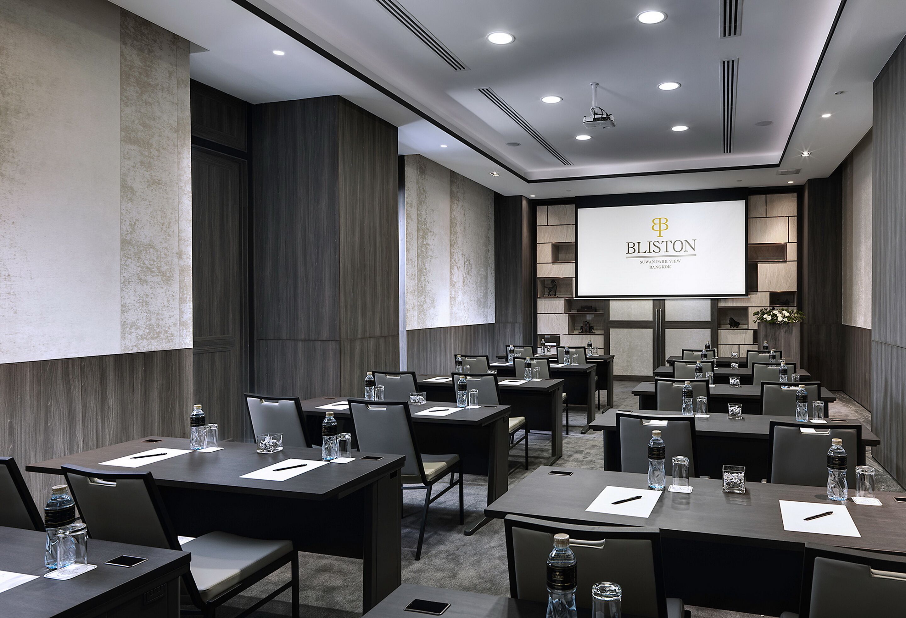 Photo - Bliston Suwan Park View