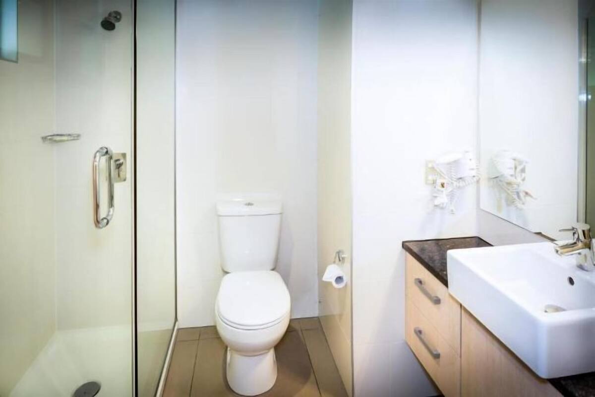 Bathroom | Hair dryer, towels, soap, shampoo