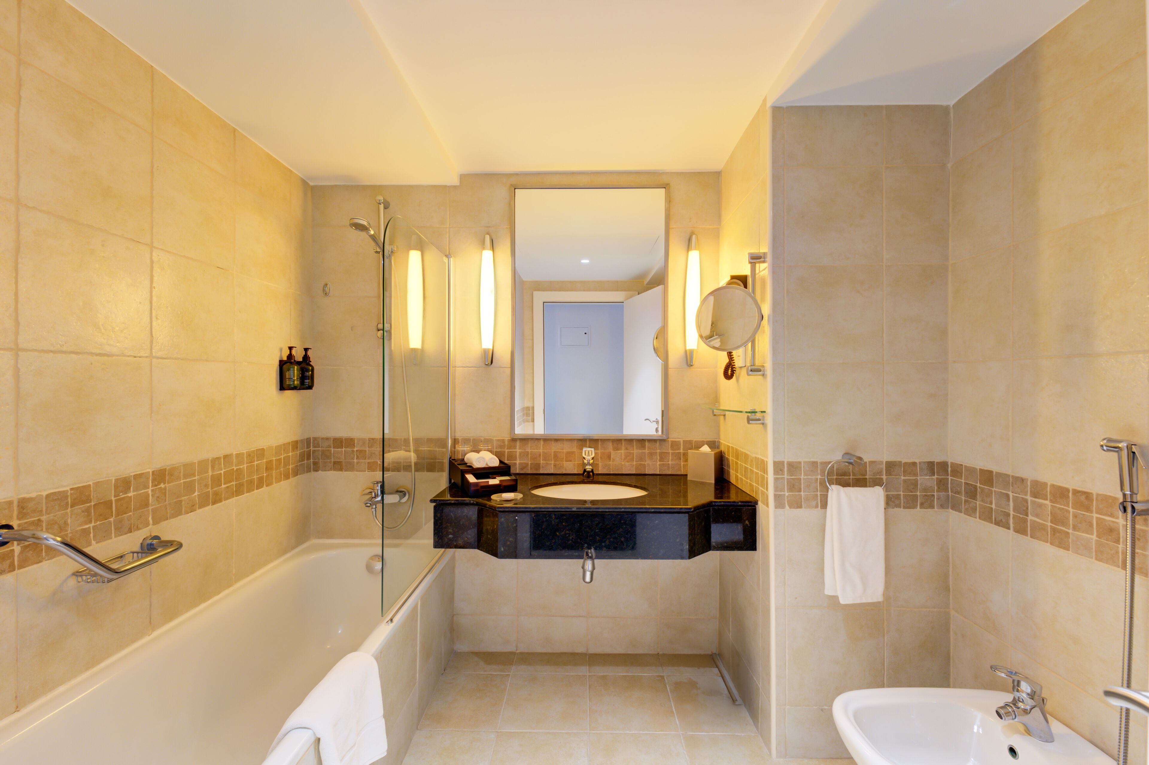 Foto - Millennium Lakeview Hotel